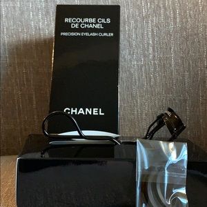 Chanel eye lash curler. New in box